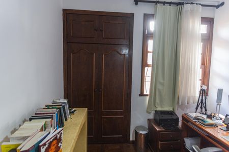 Apartamento à venda com 185m², 4 quartos e 2 vagasArmário do Quarto 3