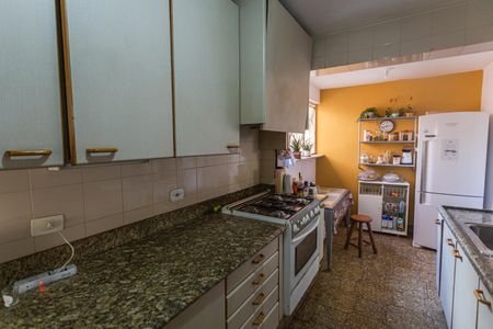 Apartamento à venda com 185m², 4 quartos e 2 vagasCozinha