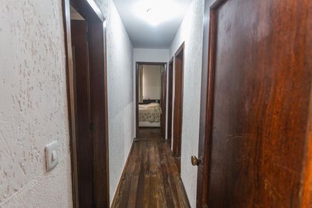 Apartamento à venda com 185m², 4 quartos e 2 vagasCorredor