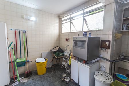 Apartamento à venda com 185m², 4 quartos e 2 vagasÁrea de Serviço