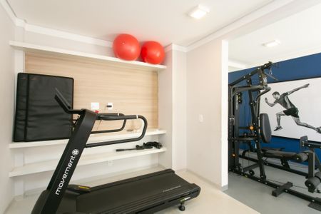 Apartamento para alugar com 32m², 2 quartos e sem vaga Apartamento para alugar com 32m², 2 quartos e sem vagaÁrea comum - Academia