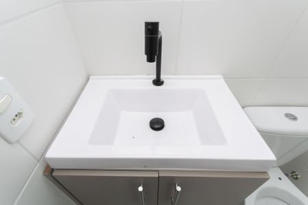 Apartamento para alugar com 32m², 2 quartos e sem vaga Apartamento para alugar com 32m², 2 quartos e sem vagaBanheiro