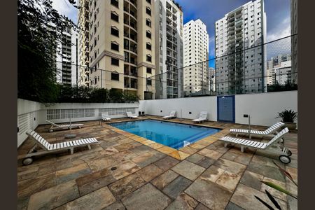 Apartamento à venda com 227m², 3 quartos e 3 vagasPiscina