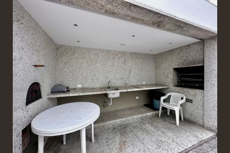 Apartamento à venda com 227m², 3 quartos e 3 vagasChurrasqueira