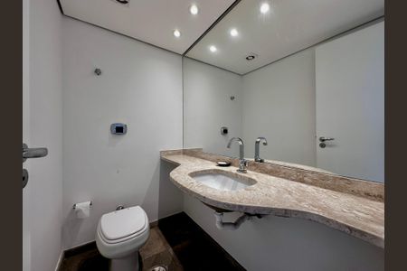 Apartamento à venda com 227m², 3 quartos e 3 vagasLavabo