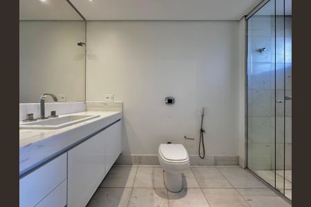 Apartamento à venda com 227m², 3 quartos e 3 vagasBanheiro Suíte 1