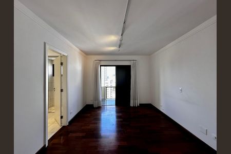 Apartamento à venda com 227m², 3 quartos e 3 vagasSuíte 1