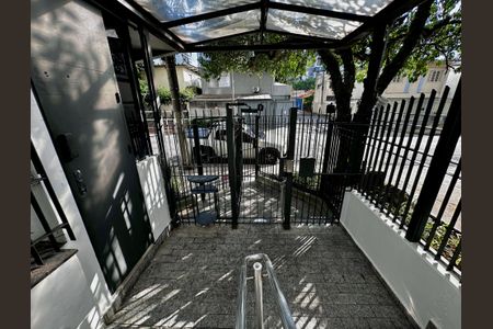 Apartamento à venda com 227m², 3 quartos e 3 vagasFachada