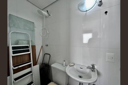 Apartamento à venda com 227m², 3 quartos e 3 vagasBanheiro de Serviço