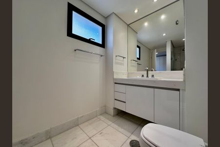 Apartamento à venda com 227m², 3 quartos e 3 vagasBanheiro Suíte 2