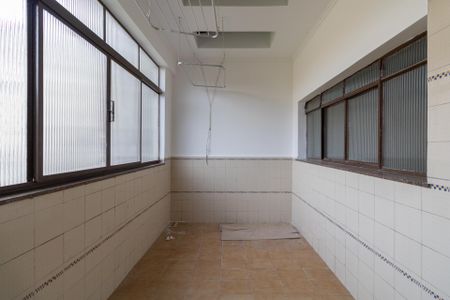 Apartamento à venda com 400m², 4 quartos e 1 vagaÁrea de Serviço