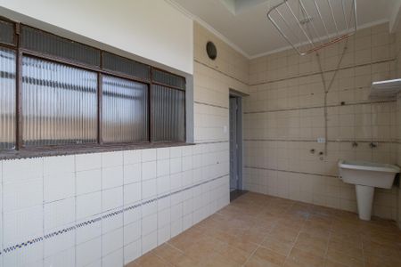 Apartamento à venda com 400m², 4 quartos e 1 vagaÁrea de Serviço