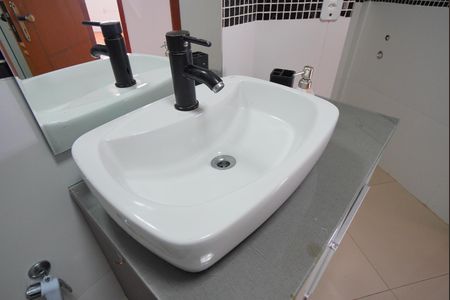 Apartamento à venda com 141m², 3 quartos e sem vagaBanheiro Corredor