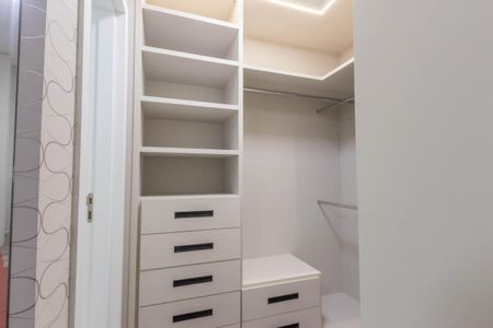 Apartamento à venda com 66m², 2 quartos e 2 vagasApartamento Modelo