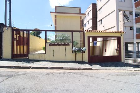 Casa de condomínio para alugar com 100m², 3 quartos e 2 vagasFachada