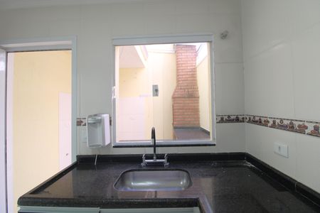 Casa de condomínio para alugar com 100m², 3 quartos e 2 vagasCozinha