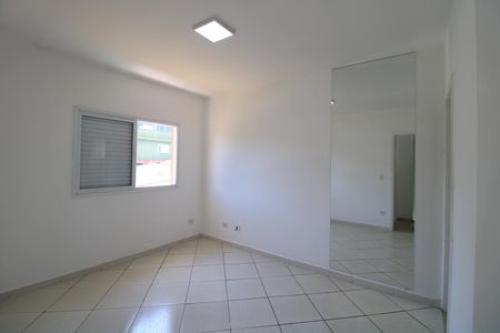Casa de condomínio para alugar com 100m², 3 quartos e 2 vagasSuíte