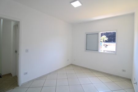 Casa de condomínio para alugar com 100m², 3 quartos e 2 vagasSuíte