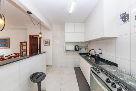 Apartamento à venda com 127m², 4 quartos e 2 vagasCozinha
