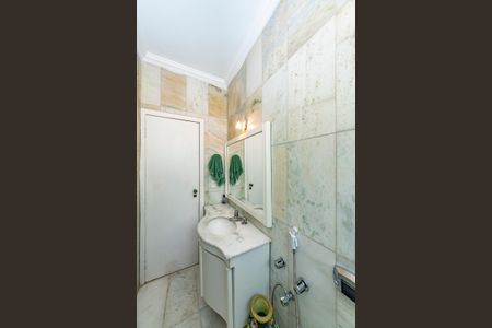 Apartamento à venda com 127m², 4 quartos e 2 vagasBanheiro da Suíte