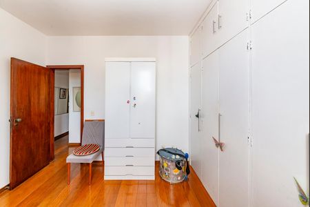 Apartamento à venda com 127m², 4 quartos e 2 vagasQuarto 3