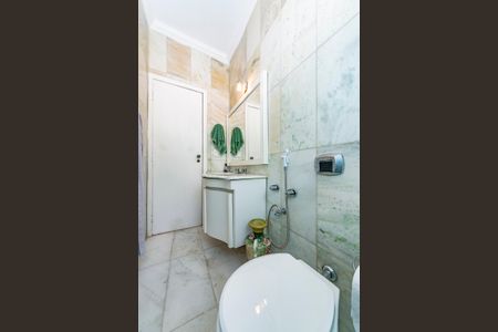 Apartamento à venda com 127m², 4 quartos e 2 vagasBanheiro da Suíte