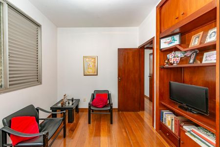 Apartamento à venda com 127m², 4 quartos e 2 vagasQuarto 4