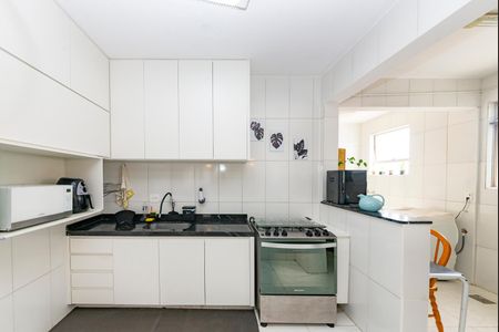 Apartamento à venda com 127m², 4 quartos e 2 vagasCozinha