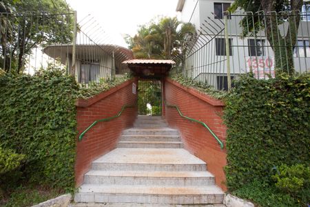 Apartamento para alugar com 60m², 2 quartos e 1 vagaFachada