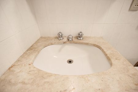 Apartamento para alugar com 142m², 3 quartos e 1 vaga Apartamento para alugar com 142m², 3 quartos e 1 vagaBanheiro Social