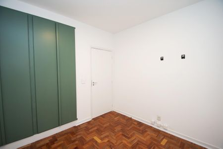 Apartamento para alugar com 142m², 3 quartos e 1 vaga Apartamento para alugar com 142m², 3 quartos e 1 vagaQuarto 2