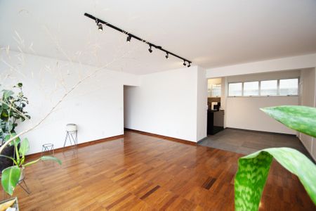Sala de apartamento para alugar com 3 quartos, 142m² em Jardim Paulista, São Paulo