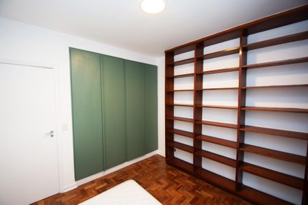 Apartamento para alugar com 142m², 3 quartos e 1 vaga Apartamento para alugar com 142m², 3 quartos e 1 vagaQuarto 1