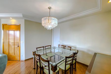 Apartamento para alugar com 95m², 3 quartos e 2 vagasSala