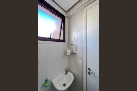 Apartamento para alugar com 95m², 3 quartos e 2 vagasBanheiro de serviço