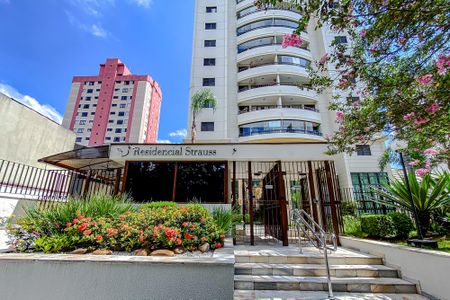 Apartamento para alugar com 95m², 3 quartos e 2 vagasFachada