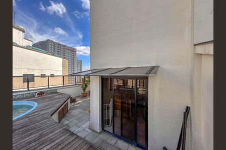 Apartamento à venda com 198m², 3 quartos e 4 vagas Apartamento à venda com 198m², 3 quartos e 4 vagasPiscina