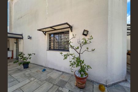 Apartamento à venda com 198m², 3 quartos e 4 vagas Apartamento à venda com 198m², 3 quartos e 4 vagasChurrasqueira