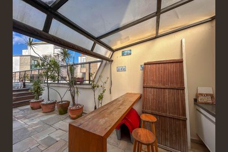 Apartamento à venda com 198m², 3 quartos e 4 vagas Apartamento à venda com 198m², 3 quartos e 4 vagasChurrasqueira