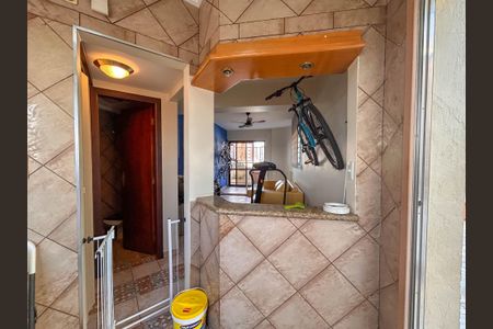 Apartamento à venda com 198m², 3 quartos e 4 vagas Apartamento à venda com 198m², 3 quartos e 4 vagasÁrea gourmet