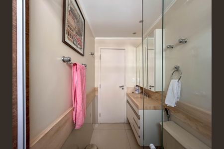 Apartamento à venda com 198m², 3 quartos e 4 vagas Apartamento à venda com 198m², 3 quartos e 4 vagasBanheiro