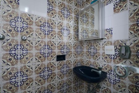 Apartamento para alugar com 100m², 3 quartos e sem vagaBanheiro de serviço
