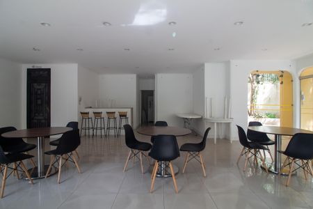 Apartamento à venda com 70m², 2 quartos e 1 vagaÁrea comum - Salão de Festas