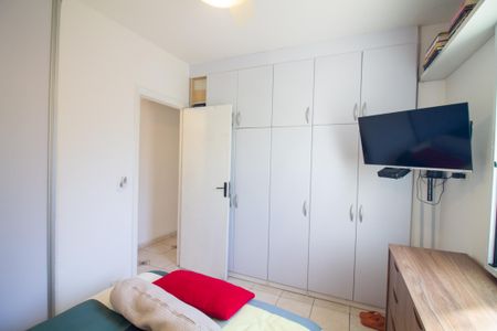 Apartamento à venda com 70m², 2 quartos e 1 vagaQuarto 2