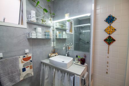 Apartamento à venda com 70m², 2 quartos e 1 vagaBanheiro social