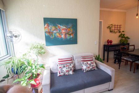 Sala de apartamento à venda com 2 quartos, 64m² em Campo Belo, São Paulo