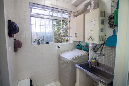 Apartamento à venda com 70m², 2 quartos e 1 vagaÁrea de Serviço