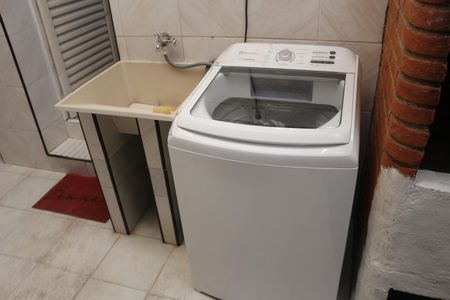 Casa à venda com 250m², 3 quartos e 4 vagasÁrea de Serviço