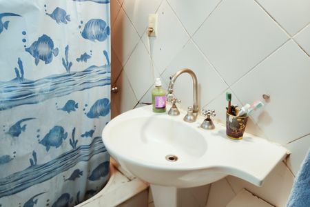 Apartamento à venda com 138m², 3 quartos e 1 vagaBanheiro da Suíte 2