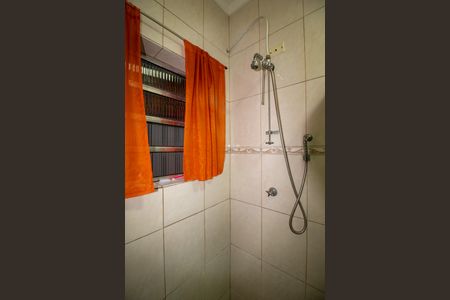 Casa à venda com 132m², 2 quartos e 2 vagas Casa à venda com 132m², 2 quartos e 2 vagasBanheiro